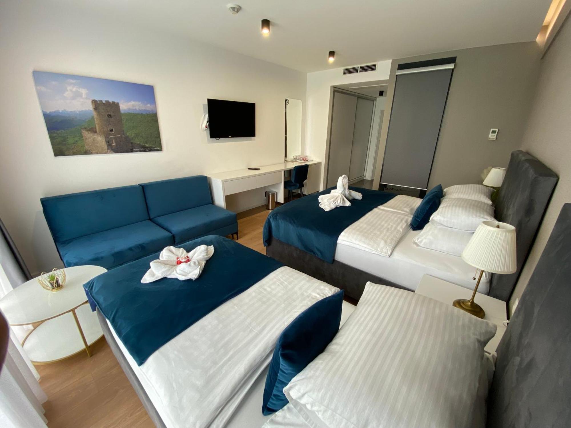 Hotel Gold Jet Біхач Екстер'єр фото